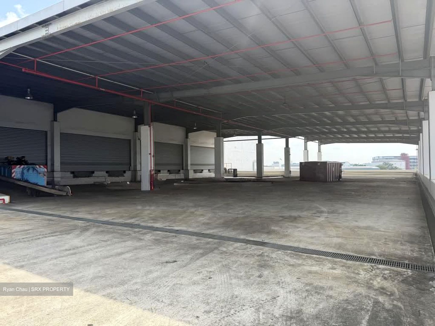 Gul Crescent (D22), Warehouse #587777281